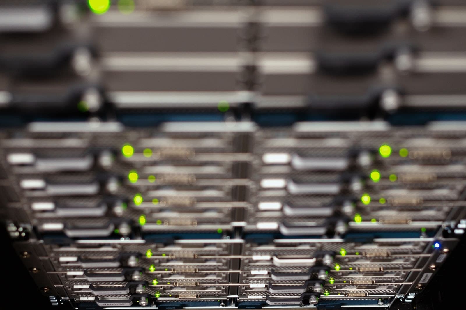 Betriebliche Prüfung für Betrieb von EU-AI-Gigafactories